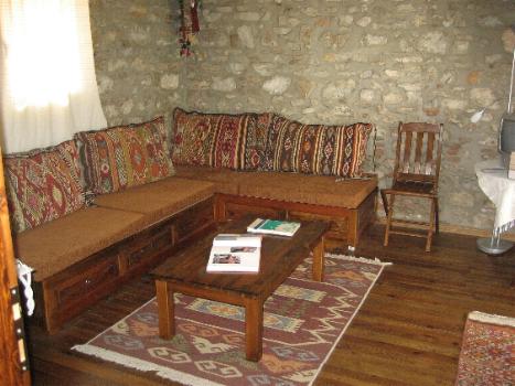 cool in summer, cosy in winter